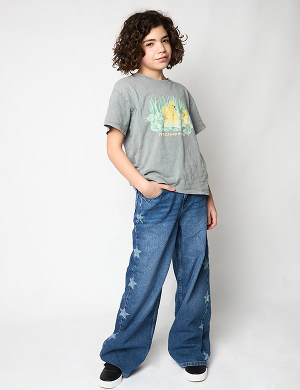 Kindermodel met bruin krullend haar Lianne G.