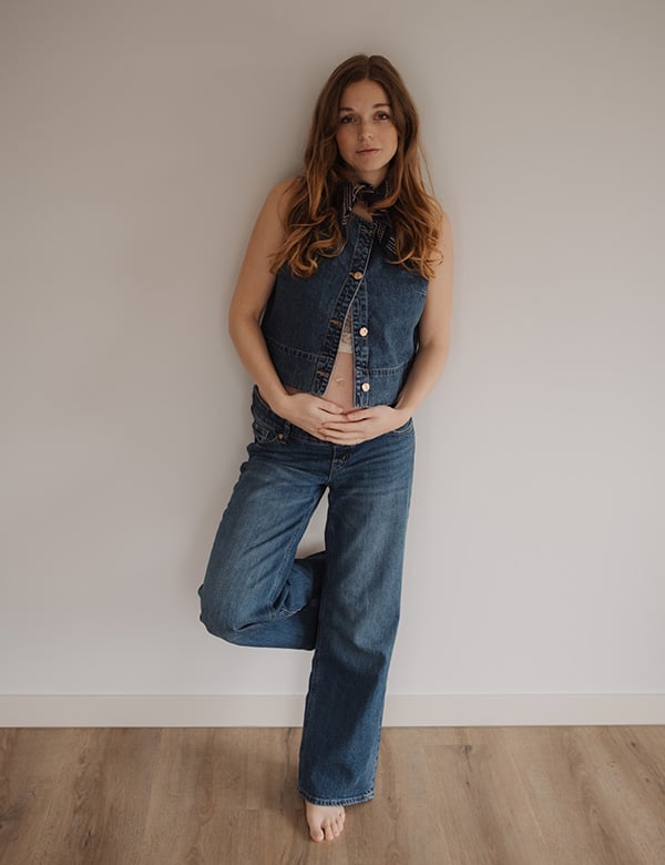 vrouwelijk model met donkerblond haar Lieske