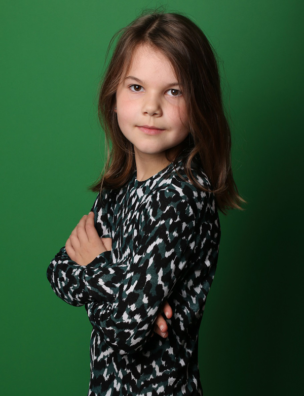 Kindermodel met bruin haar Lily