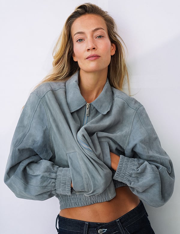 Vrouwelijk model met blond haar Lisa Gr.