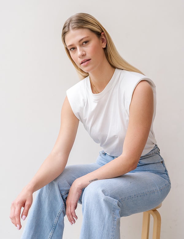 Vrouwelijk model met blond haar Lotte K.