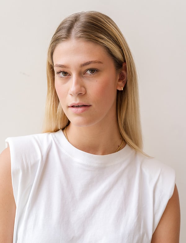 Vrouwelijk model met blond haar Lotte K.
