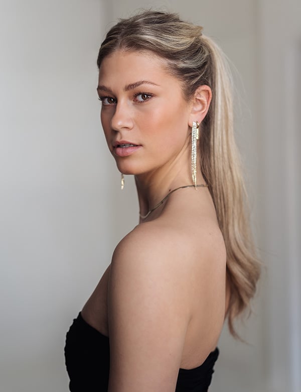 vrouwelijk model met blond haar Lotte K.