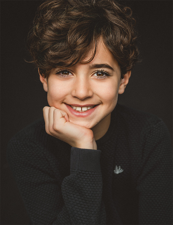 Kindermodel met bruin haar Lucas Rom.