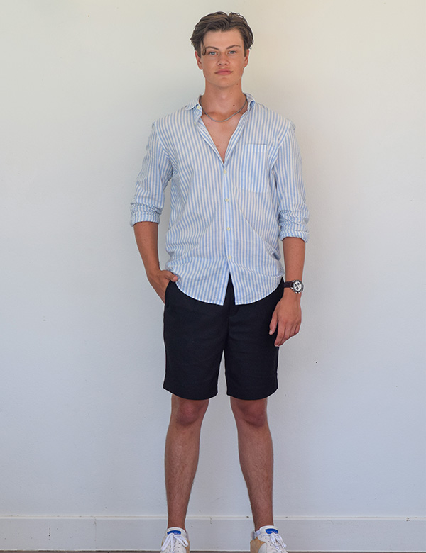 Mannelijk model met bruin haar Lucas Be.