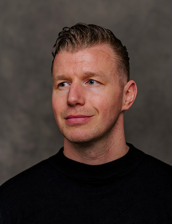 mannelijk model Luke V.