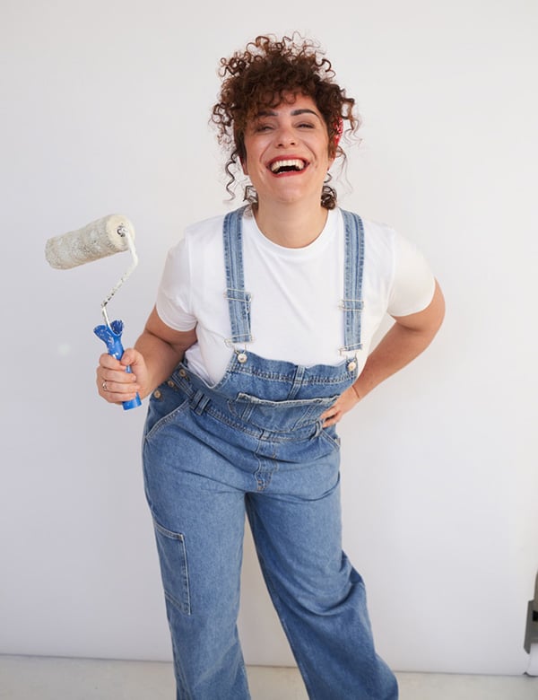 Vrouwelijk model met krullen Lynn T.