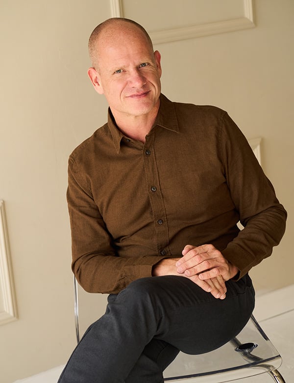 Mannelijk model met gemillimeterd haar Maikel