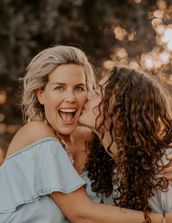 Vrouwelijk model met blond haar Mariska