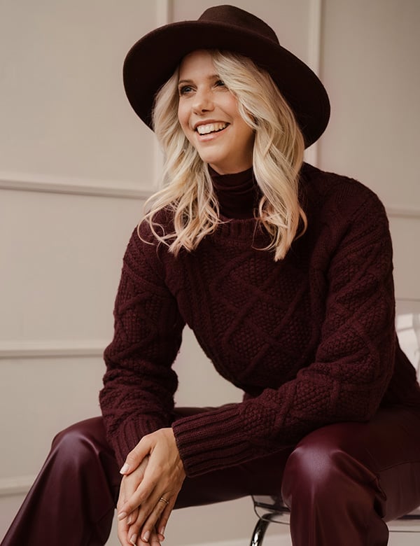 Vrouwelijk model met lang blond haar Marlouk B.
