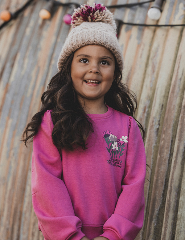 Kindermodel met bruin haar Mayvi