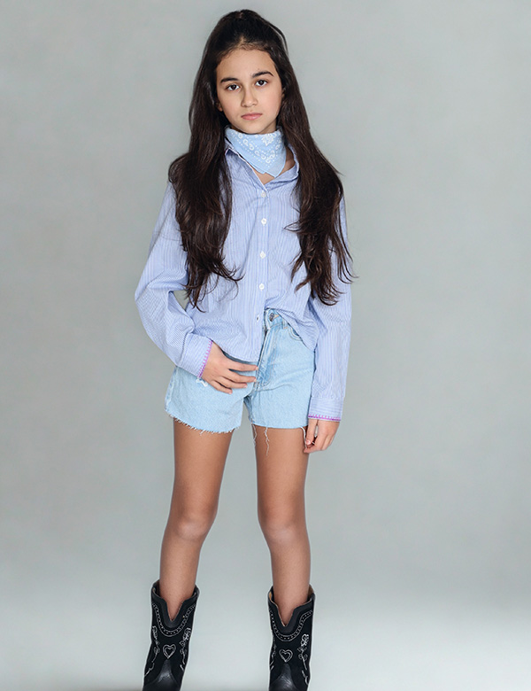 kindermodel met donkerbruin haar Melisa Cif