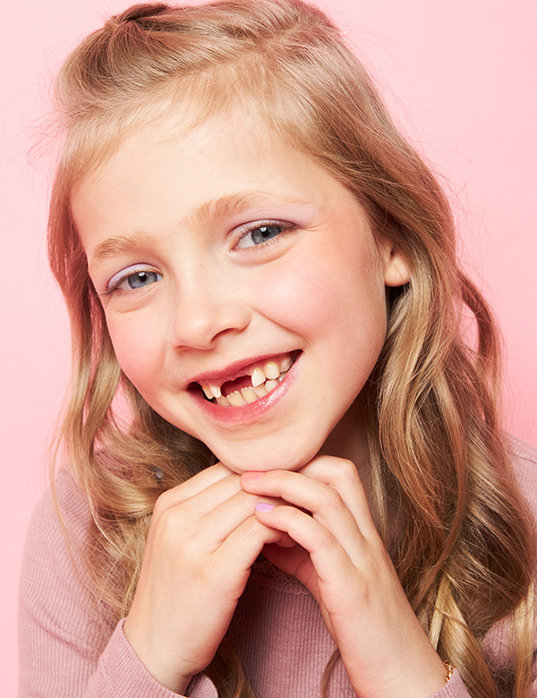 Kindermodel blond haar mila minou