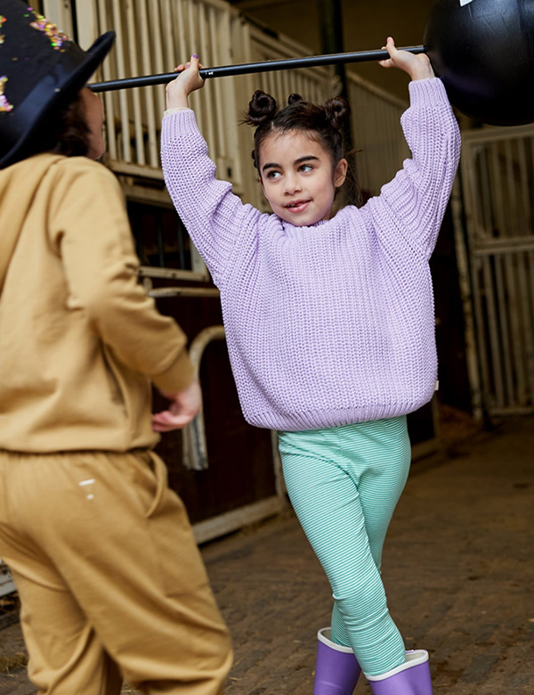 Kindermodel met bruin haar Mila