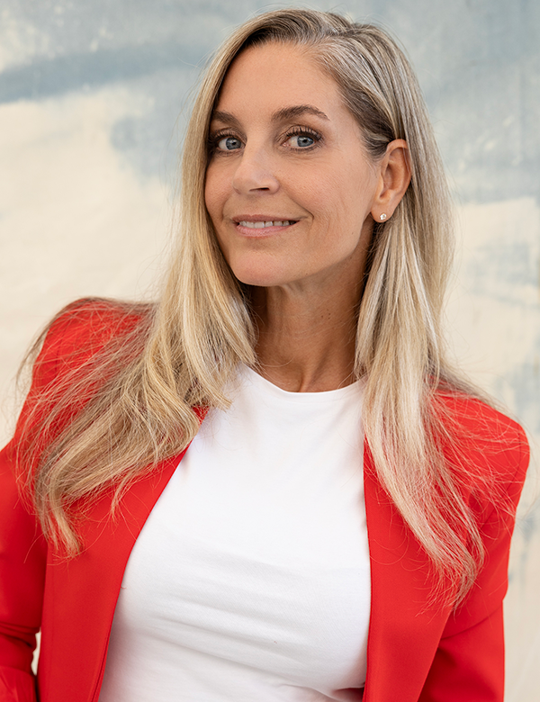 Vrouwelijk model met blond haar Mirella W.