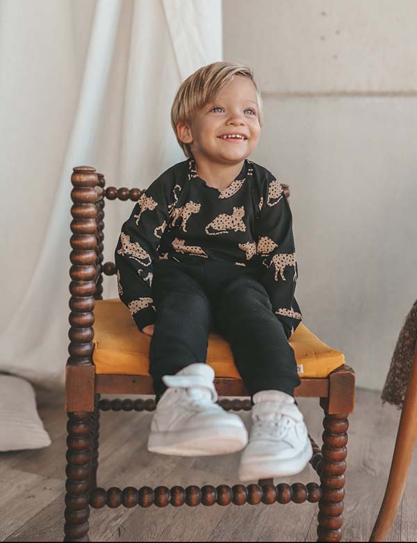 Kindermodel met blond haar Morris