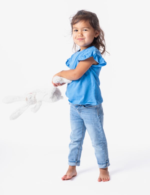 kindermodel met donker haar Naema