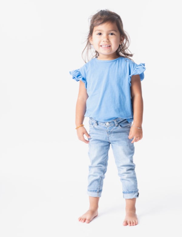 kindermodel met donker haar Naema