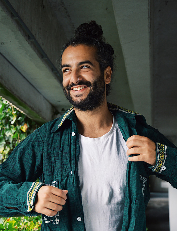 Mannelijk model met zwart haar Nassim