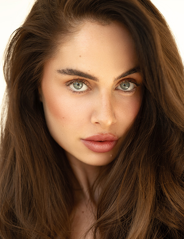 Vrouwelijk model Niclole S.