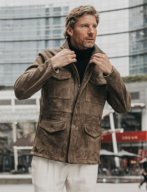 Mannelijk model met blond haar Niels J.