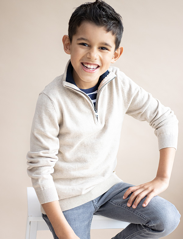 Kindermodel met zwart haar Noah