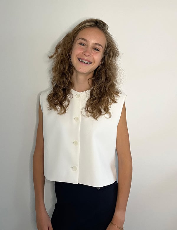Tienermodel met bruin haar Noemie H.