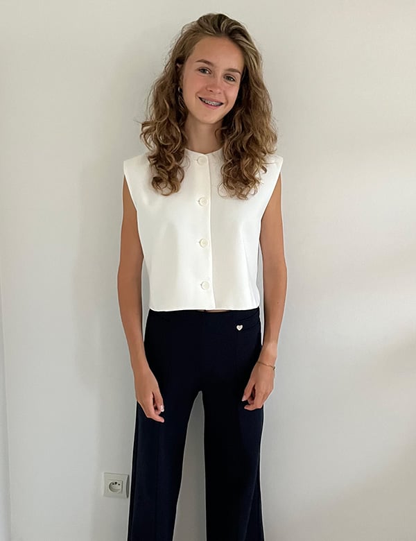 Tienermodel met bruin haar Noemie H.