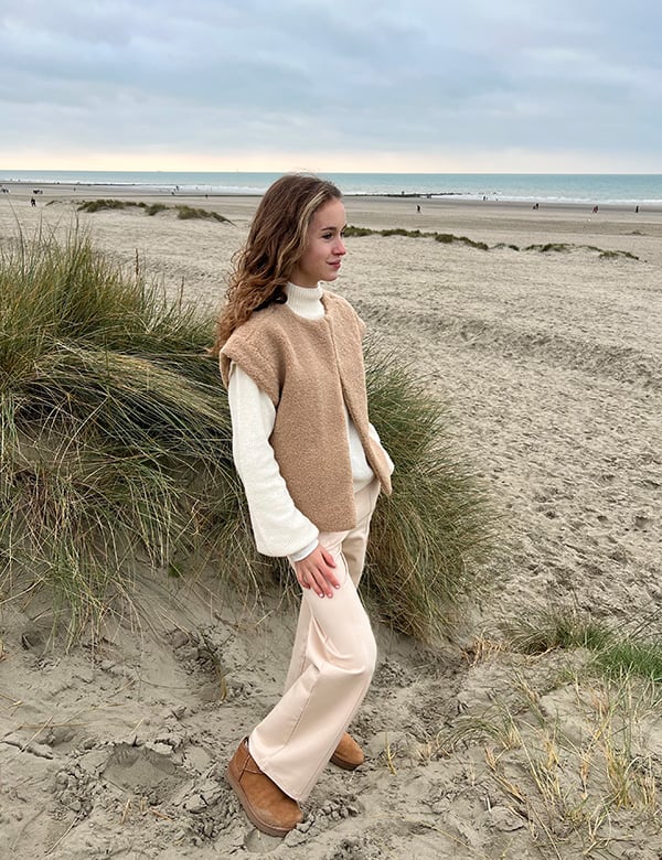 Tienermodel met bruin haar Noemie H.