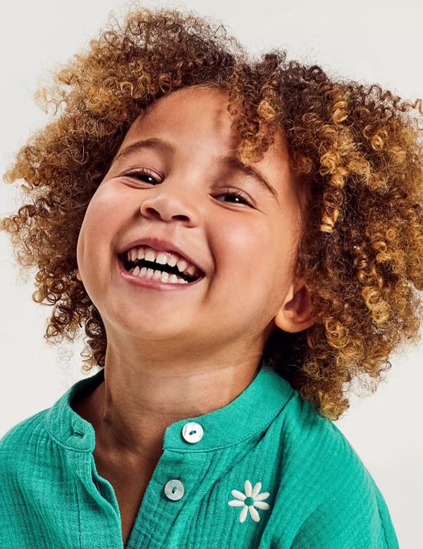 Model Kindermodel krullend haar olivia