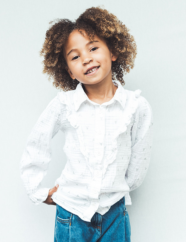 Kindermodel met krullend haar Olivia V.