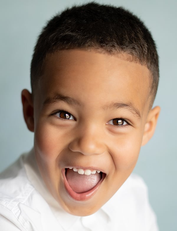 Kindermodel met bruin haar Owen D.