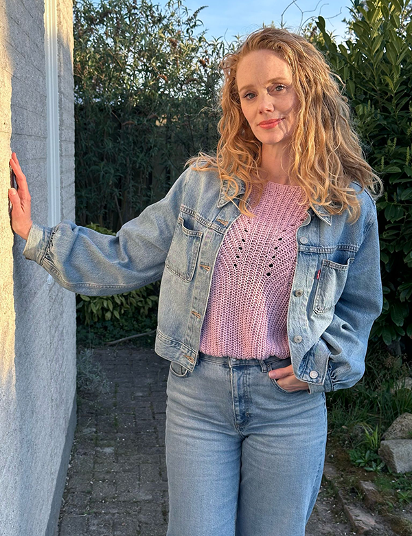 Vrouwelijk model Petra Gr.