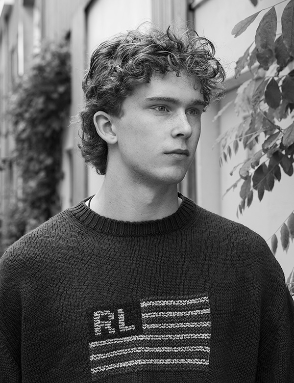 Mannelijk model met rood haar Roan L.