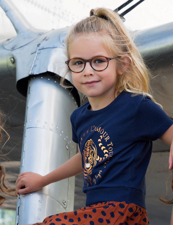 Kinder model meisje met blond haar Saar