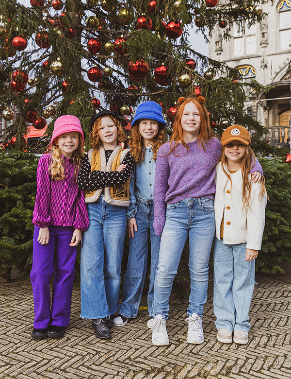 Kindermodel met rood haar Sarah
