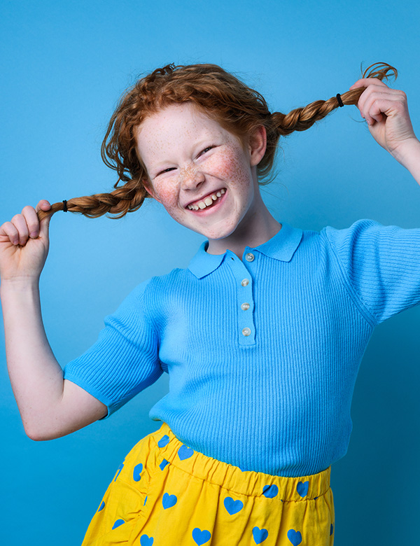 meisjes kindermodel met rode krullen Sarah V.