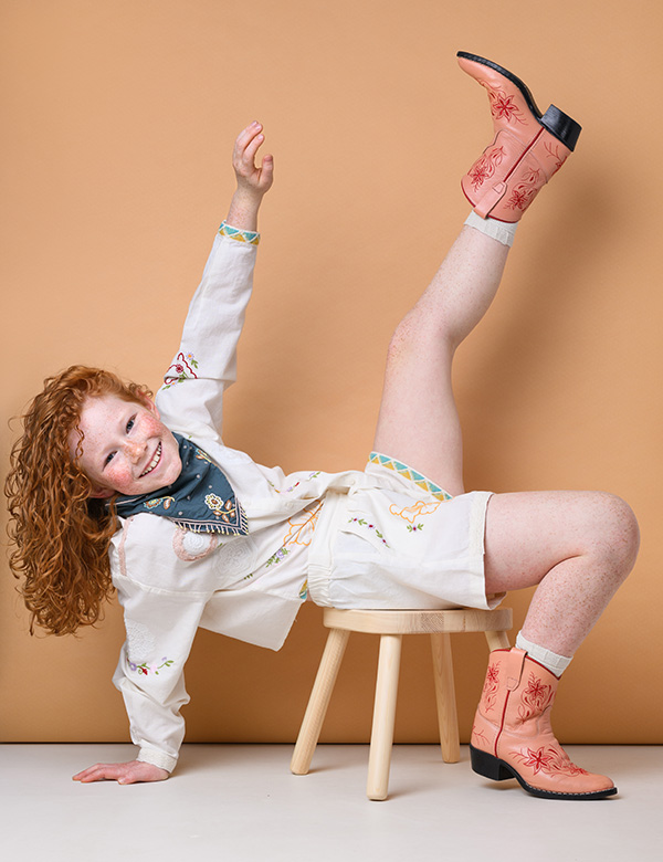 meisjes kindermodel met rode krullen Sarah V.