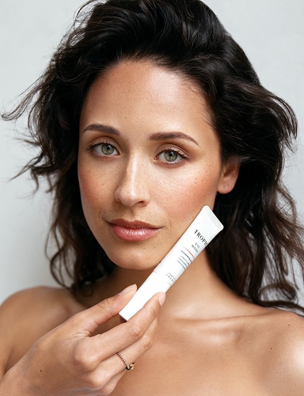 Vrouwelijk model met bruin haar Sascha Wo.