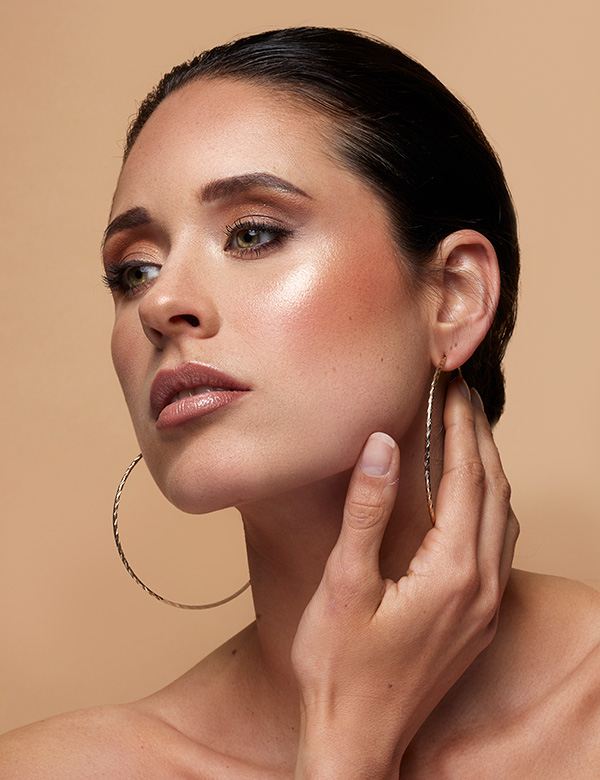 Vrouwelijk model Sascha Wo.