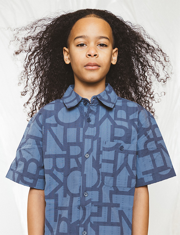 Kindermodel met donkerbruin haar Savère