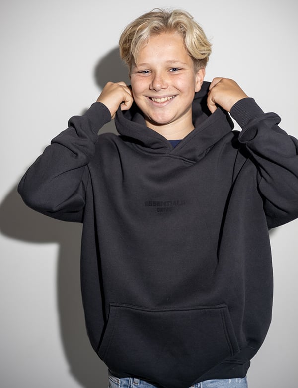 Tiener model met blond haar Senna