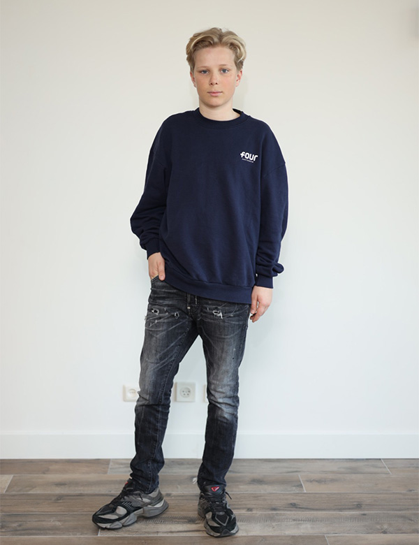 Kindermodel met blond haar Senna