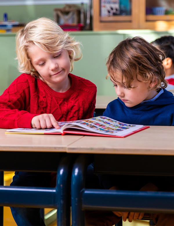 Kindermodel met blond haar Seth