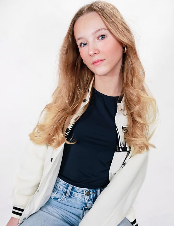 Kinder model met blond haar Shae-Lynn