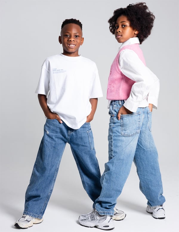 Broer en zussen model Janoah en Sheyla