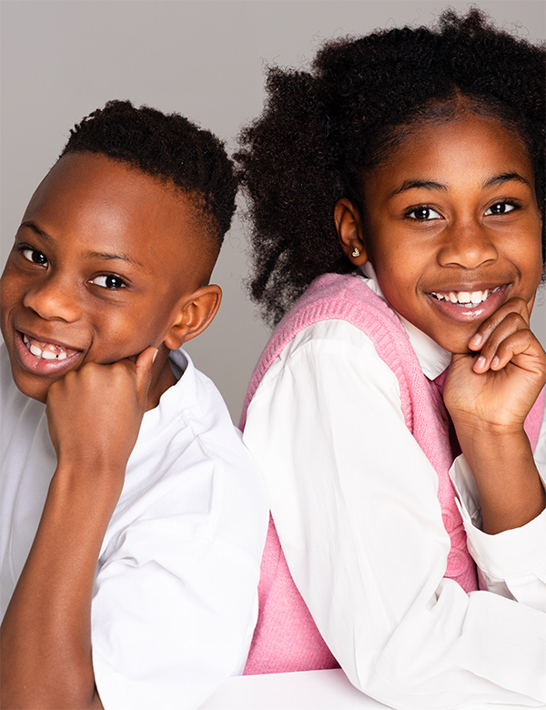 Kindermodel met bruin haar Janoah