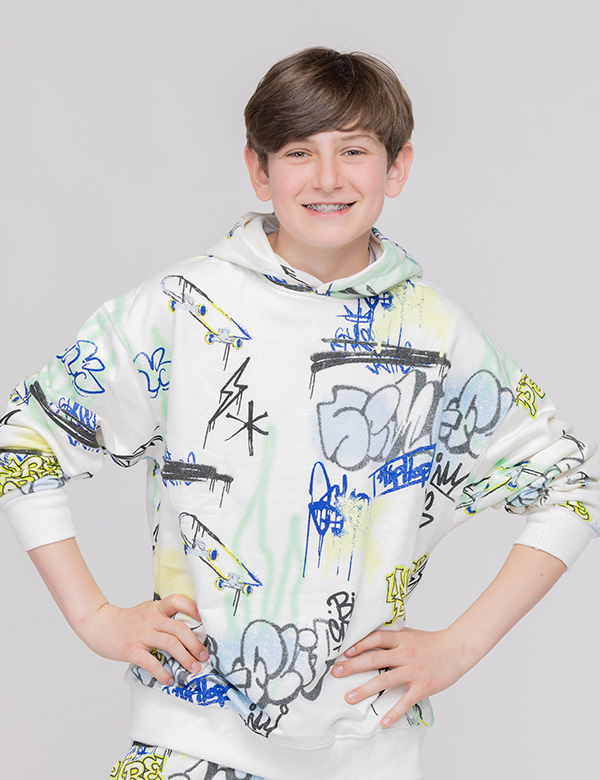 Kindermodel bruin haar Simon