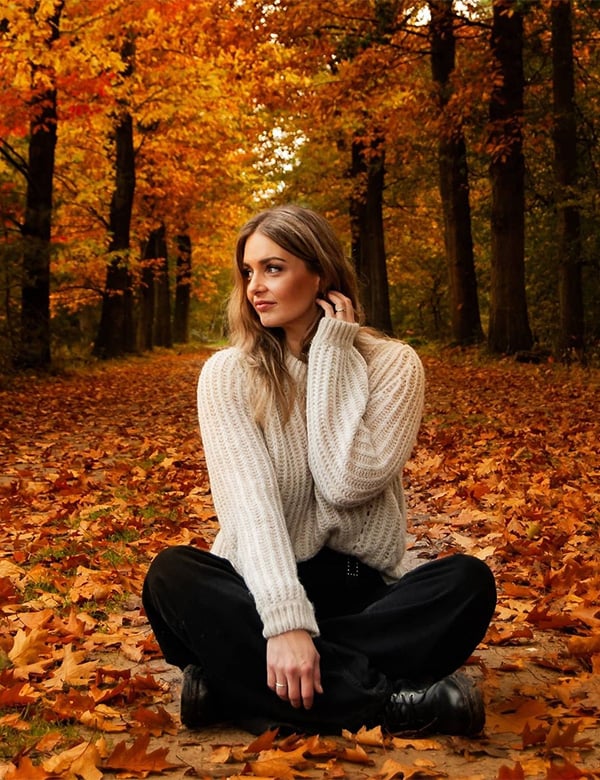 Vrouwelijk model met blond haar Sjoukje