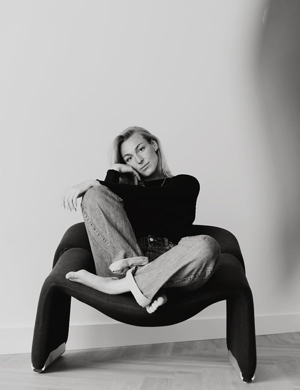 Vrouwelijk model met blond haar Sophie Guusje